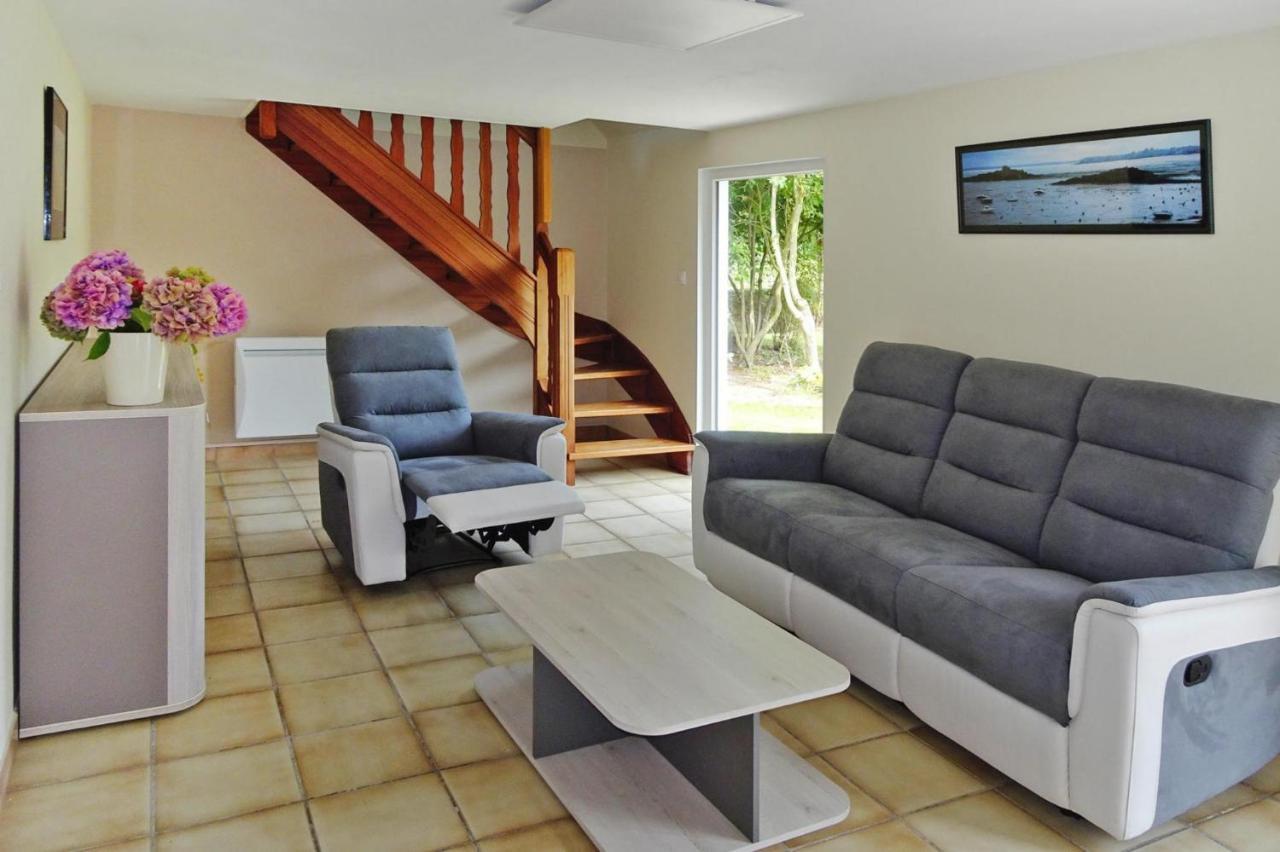 Holiday Home, Plourivo ภายนอก รูปภาพ